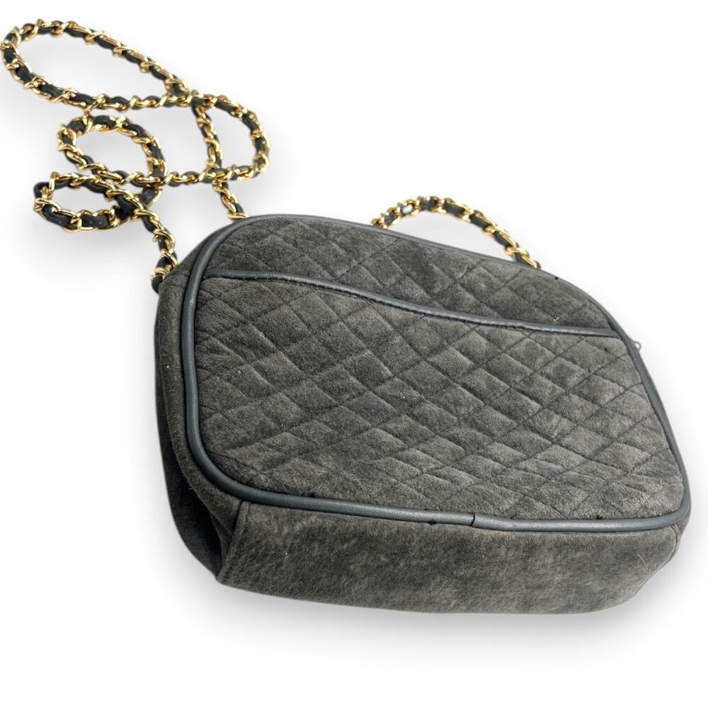 Vintage 90's Newport News Purse Bag Crossbody Grey Suede Quilted Gold Chain Lux - Picture 2 of 14